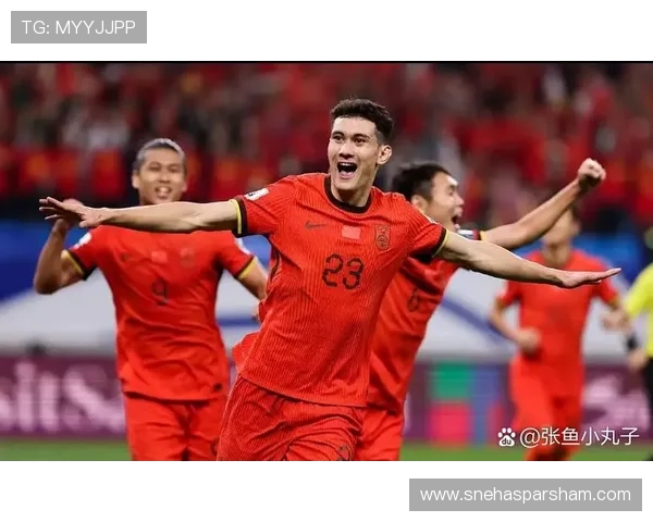 《足球场上的意外瞬间：失误对比赛走向的影响分析》