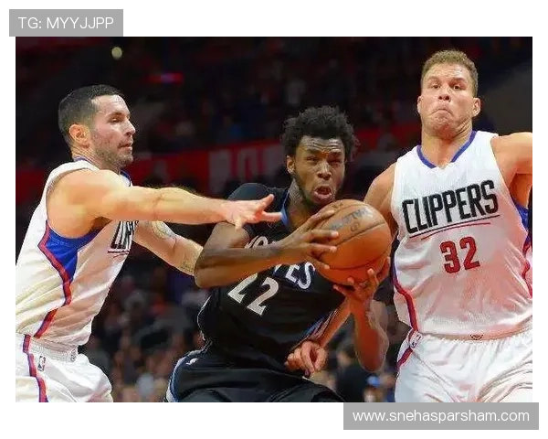 威金斯挡拆拉开空间提升球队三分效率明显超过队友