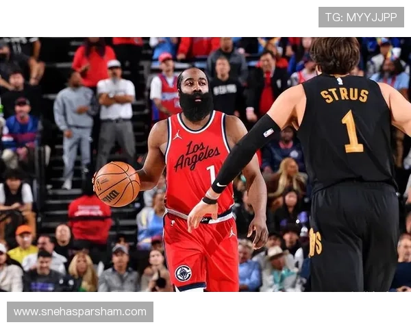 詹姆斯哈登单打频率下降，组织助攻拉升球队进攻效率